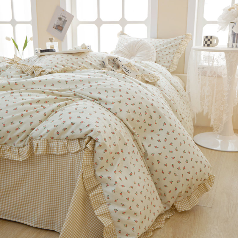 Microfiber Floral Print Comforter Set, Queen Comforter + 2 Pillowcases