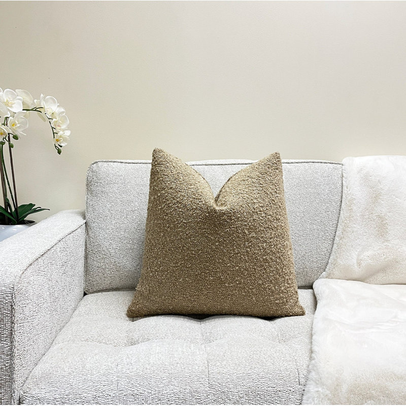 Housse de coussin Bouclé, H 22 po x l 22 po, Brun clair