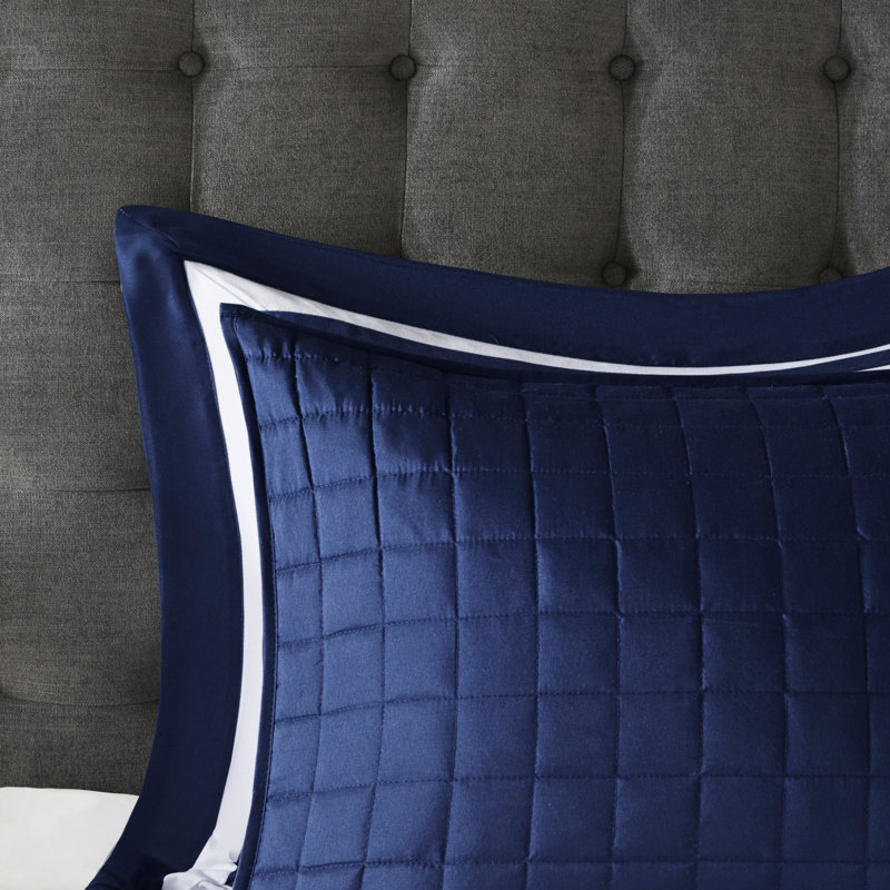 Collection de literie très grand / très grand bleu marine - 8 pièces avec édredon léger et courtepointe en microfibre brossée