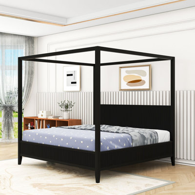 Lit plateforme à baldaquin en bois avec tête de lit