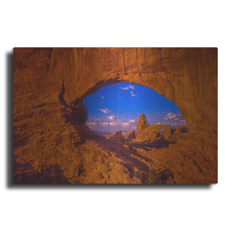 «Windows To The Past» par Bill Sherrell, H 24 po x l 36 po