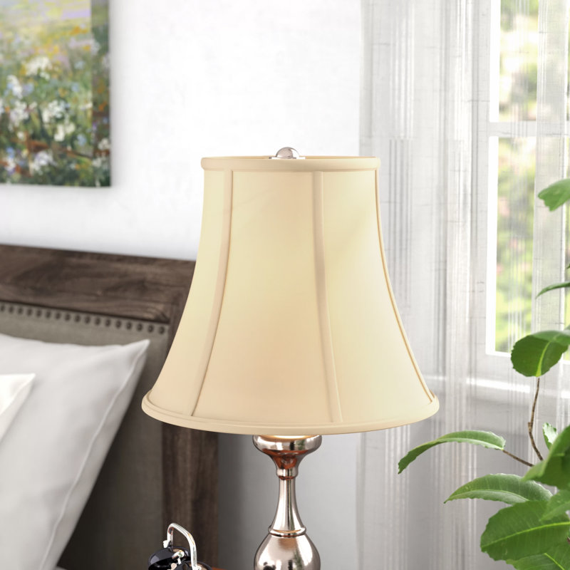 Abat-jour de base Royal Bells, 7 x 14 x 11,5, Royal Bells, Coquille d'œuf / Blanc cassé, H 11,5 po x l 14 po x P 14 po