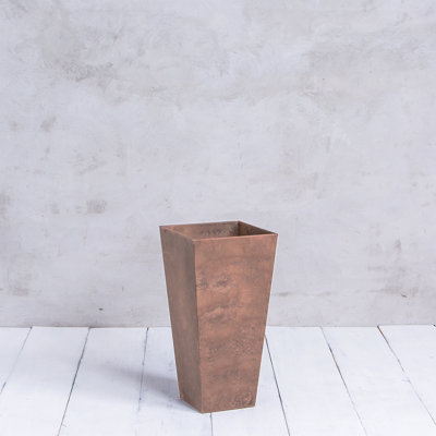 Sewickly Pot Planter