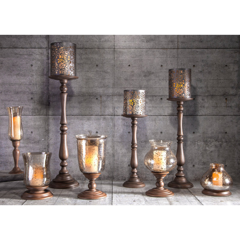 10-Inch Acanthus Collection Gold Foil Candle Holder
