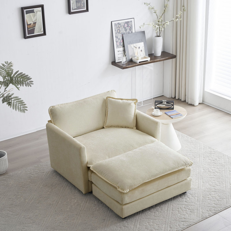 Chaise d'appoint moderne avec repose-pieds
