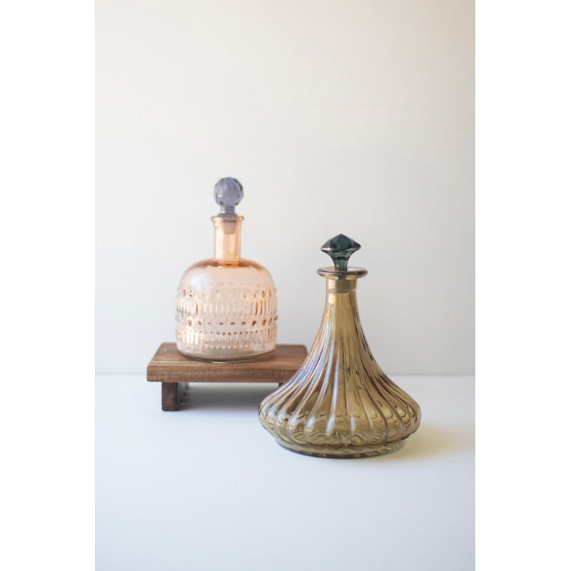  Ensemble de 2 carafes en verre de 9 po de hauteur - Knobby et cannelures