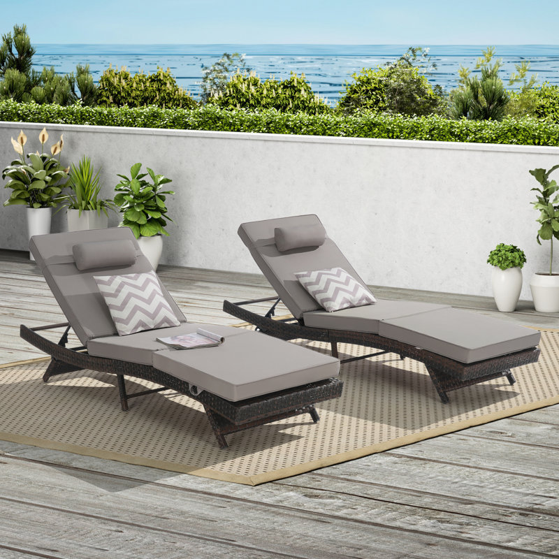 Outdoor Wicker Reclining Chair Set for Relaxation and Sunbathing, Gray