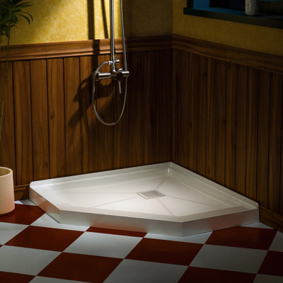 Pont en bois 38 po X 38 po Couvercle de drain de base de douche à surface solide Neo-Angle