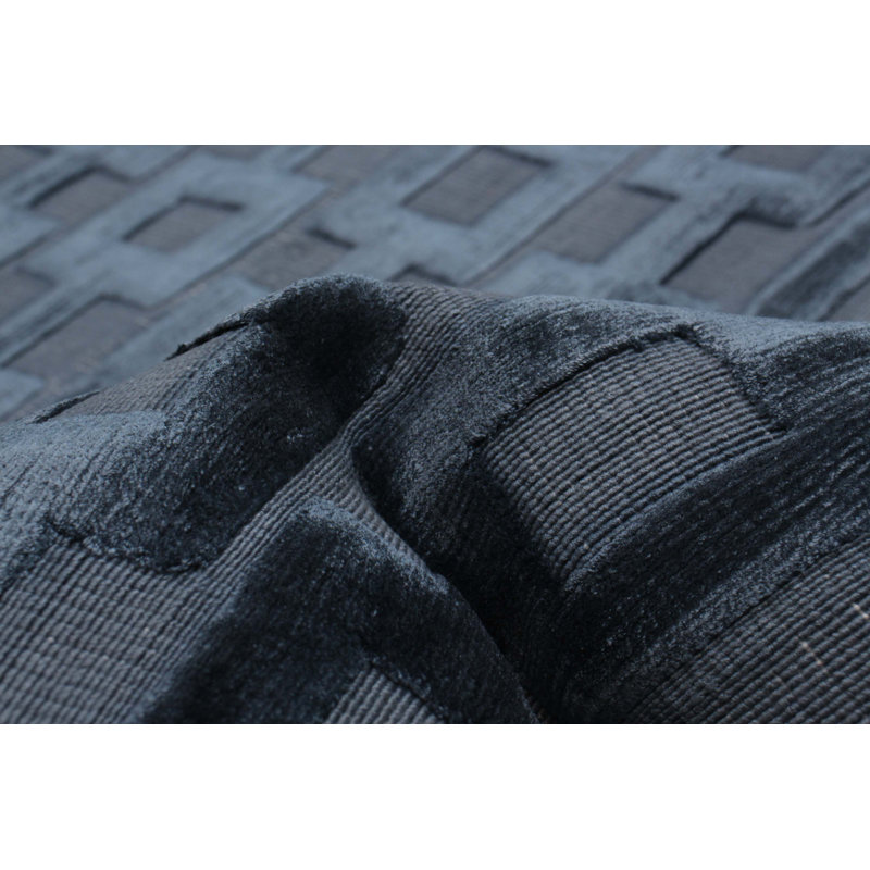 Tapis unique bleu marine 8 pi 2 po x 10 pi 1 po Grubb