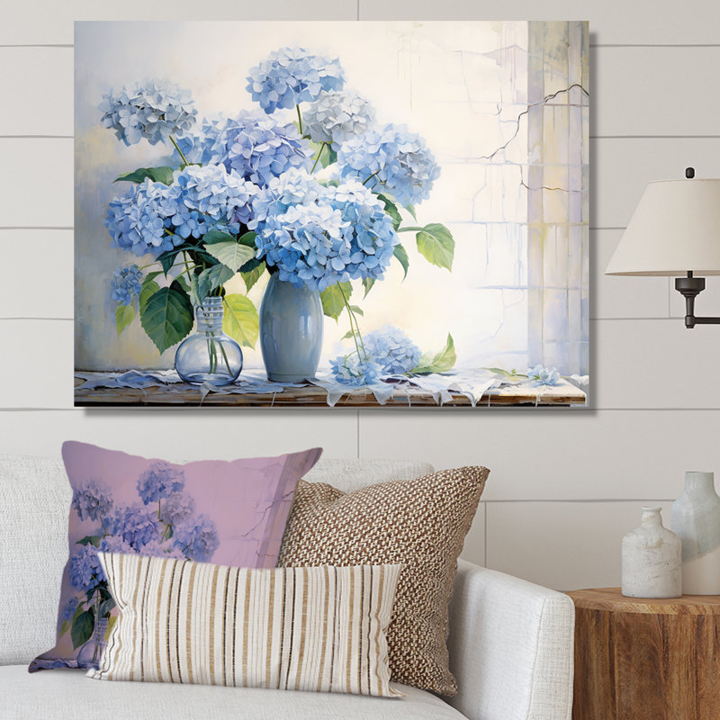 «Blue Hydrangea Farmhouse Still Life - Hydrangea», reproduction d'art sur toile, H 24 po x l 32 po x P 1 po, Toile tendue