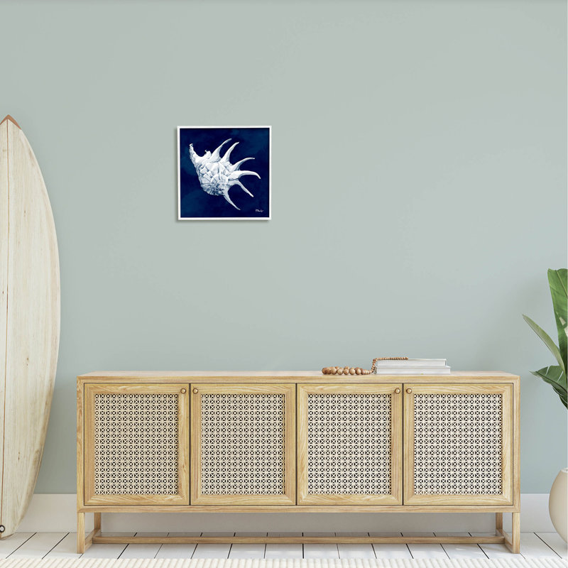 Conque cyanorphe de Paul Brent - impression sur bois, H 17 po x l 17 po x P 1,5 po, Giclée encadrée blanc bord de mer