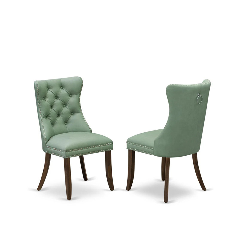 L'ensemble de salle à manger 5 pièces comprend une table de cuisine moderne et 4 chaises rembourrées en similicuir vert saule avec dossier capitonné, noyer antique