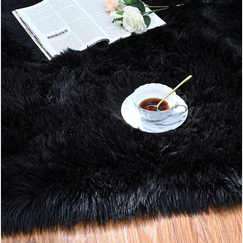 Colline Sheepskin Indoor Rug, Rectangle 2' x 3'