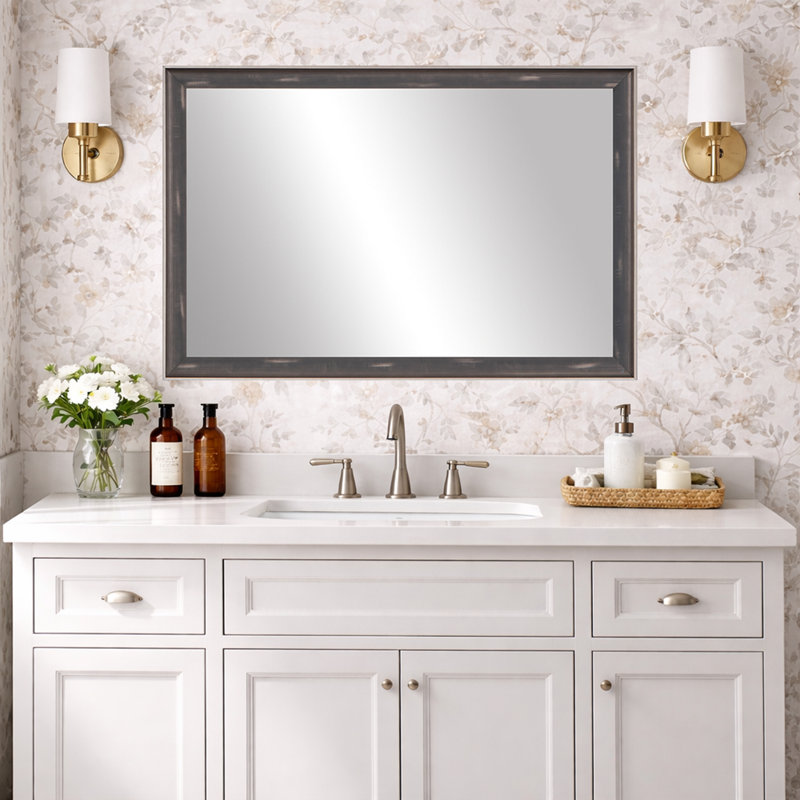 Miroir avec cadre de sécurité Warren, Étain antique, 34 po x 44 po
