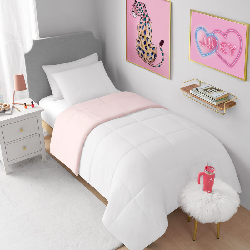 Juicy Couture Box Stitch Reversible Comforter Sets, Twin Extra Long Comforter + 1 Standard Pillow Sham