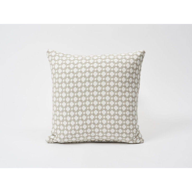 Coussin Schumacher x Celerie Kemble, 18 po x 18 po