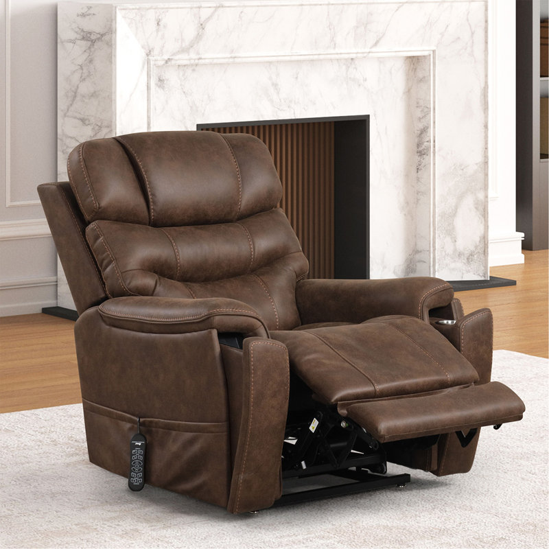 Fauteuil relevable de style transitionnel noyer