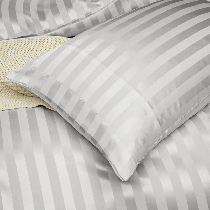 Florane Microfibre 250 TC Reversible Modern & Contemporary Stripe Duvet Cover Set with Pillow, Grey