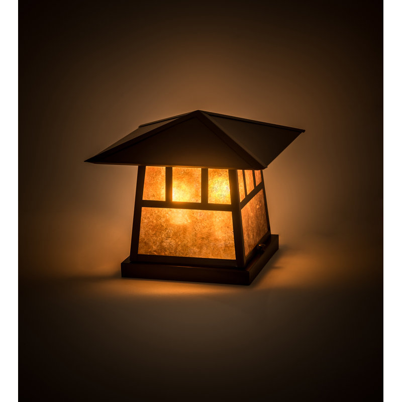 Wysocki Pier Mount Light