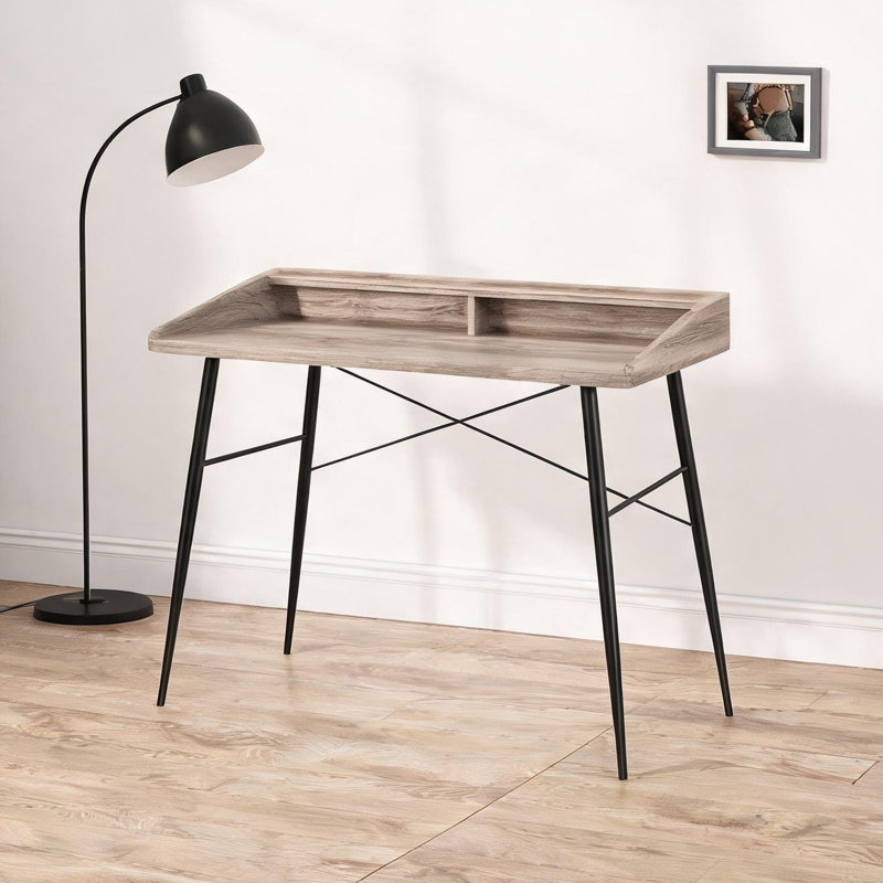 Bureau combinant un poste de travail à domicile de 47,25 pouces et une base en X en acier noir avec ordinateur et longue tablette