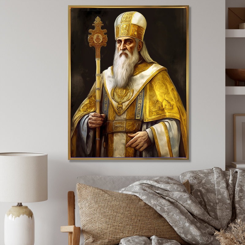 Prêtresse religieuse dorée II, Cadre flottant doré, H 40 po x l 30 po