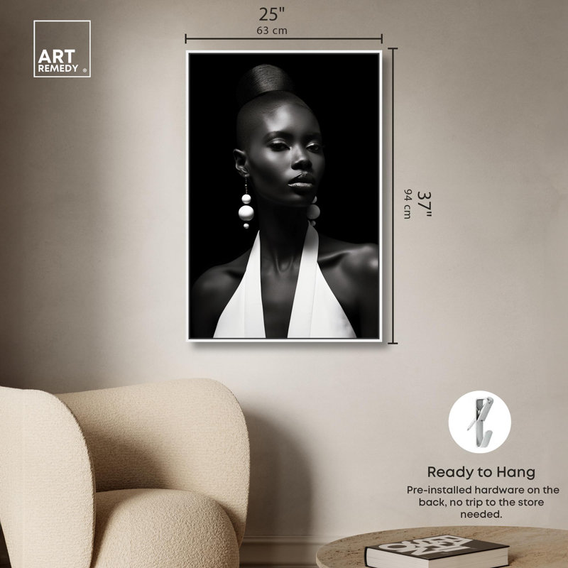 «Avant le répertoire», art féminin noir et blanc par Art Remedy, Cadre blanc, H 37 po x l 25 po