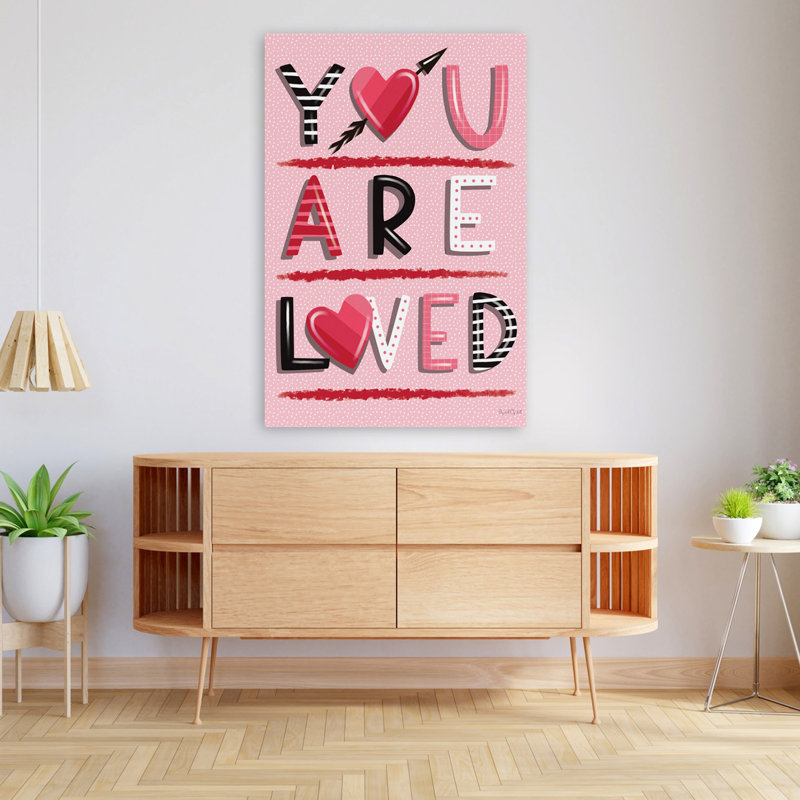 You Are Loved - Art typographique contemporain de la Saint-Valentin, H 32 po x l 48 po