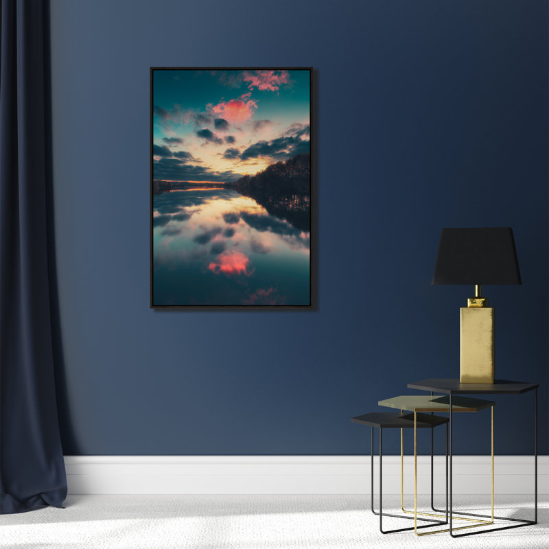 «Here and Elsewhere XVII» par David Keochkerian - photographie à cadre flottant, Image au gel brossé, H 46,75 po x l 31,75 po