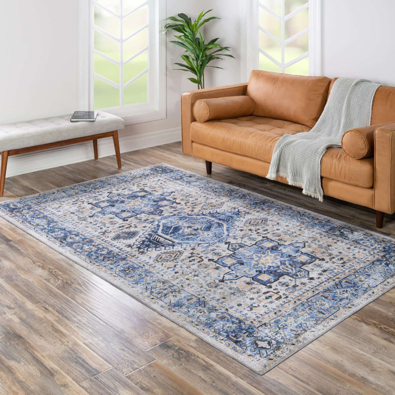 Obehi Oriental Indoor Rug, Rectangle 6' x 9'