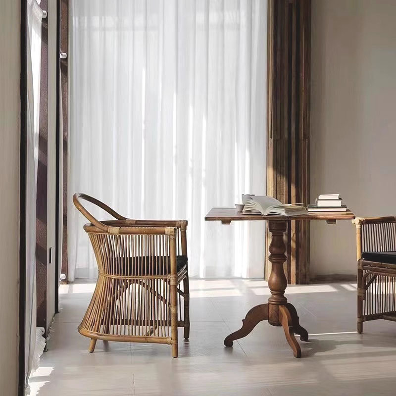 Fauteuil 32,6 po en rotin rétro