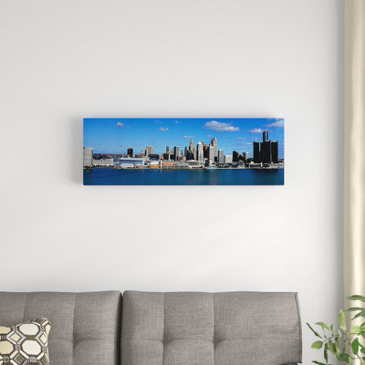 " Detroit, Michigan "