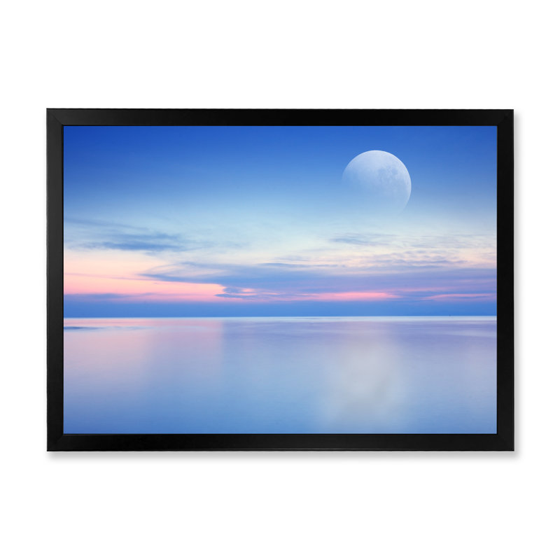 «Beautiful Moon Over Blue Sea IV», reproduction sur toile, H 16 po x l 32 po x P 1 po, Cadre d'angle fermé noir