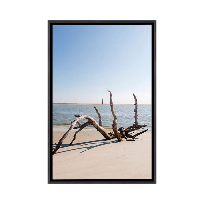 « Sullivan Island XIII » par Bethany Young, reproduction de photo, Pas de tapis, Toile avec cadre noir patiné