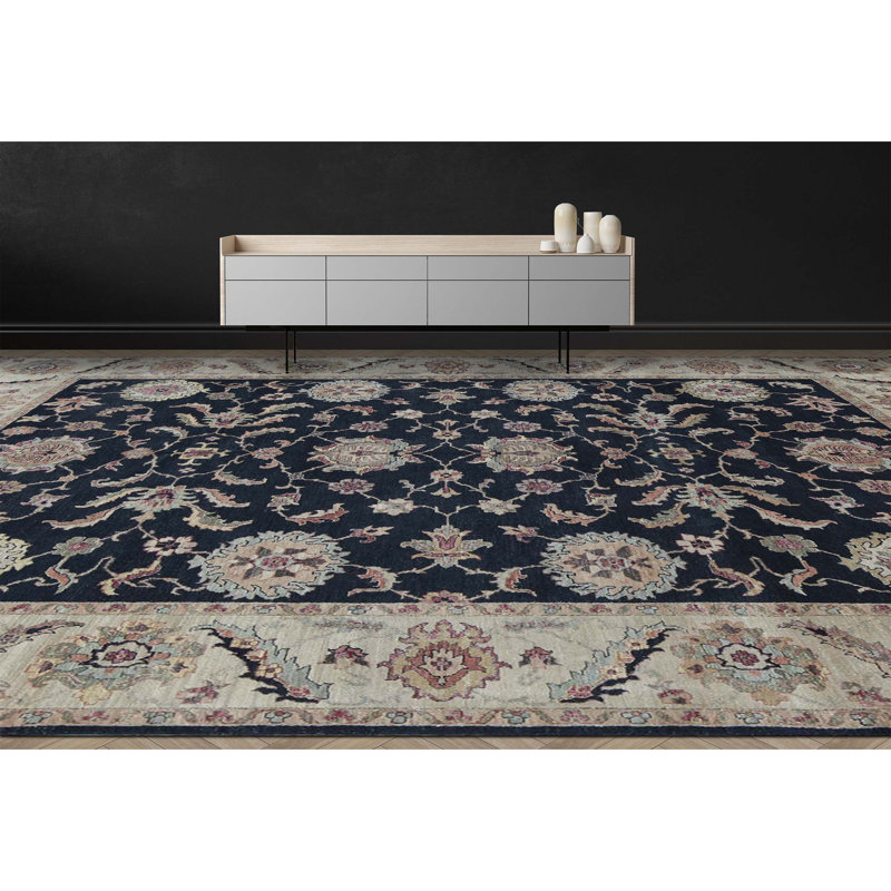 Tapis noir et beige de haute qualité noué à la main Ziegler