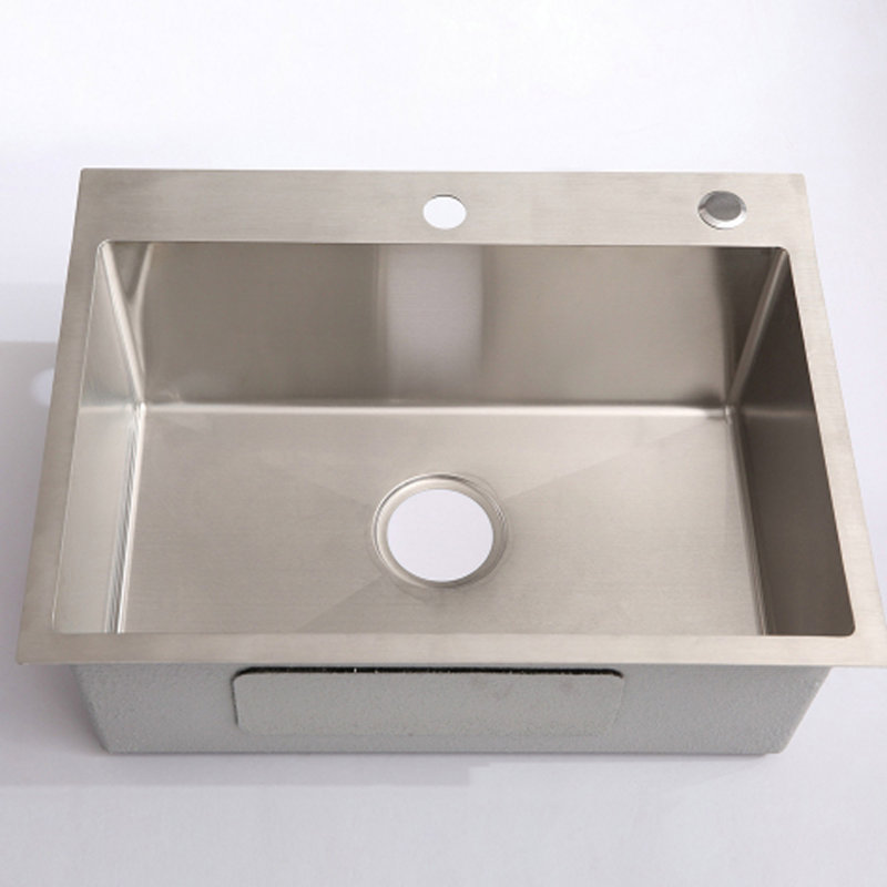 Évier de cuisine à cuve simple en acier inoxydable 23,6 po L avec robinet