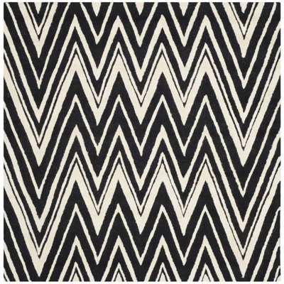 Sanyla Hand Tufted Wool Chevron Rug
