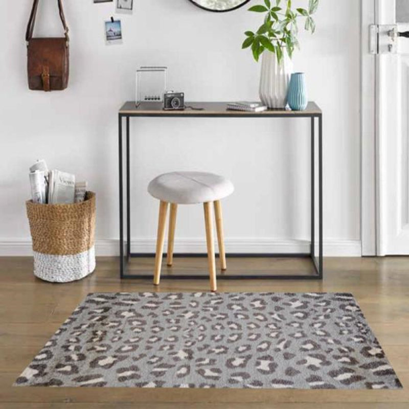 2' X 3' Gray Cheetah Washable Floor Mat