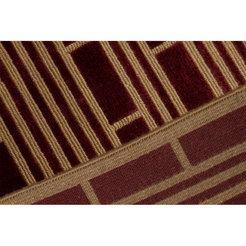 Tapis brun et vin de haute qualité noué à la main