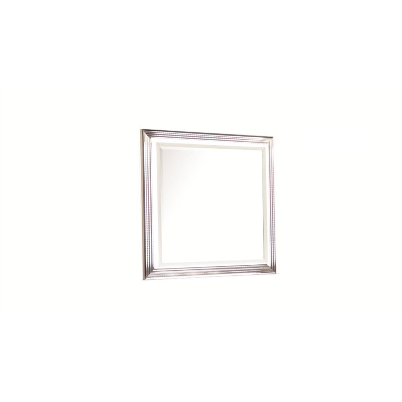 Miroir Desire - Cadre éclairé à DEL avec bordure métallique et surface de vision généreuse pour une décoration de chambre sophistiquée et fonctionnelle (miroir inclus seulement)