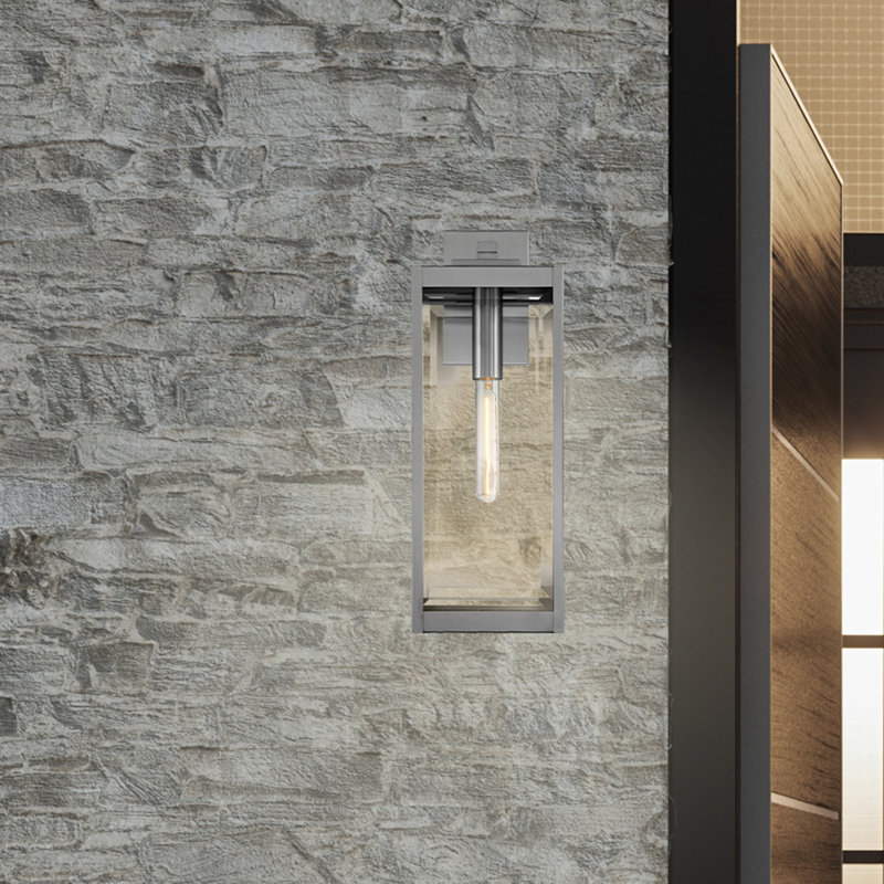 Lanterne murale d'extérieur en acier inoxydable à 1 lumière Westover, H 20 po x l 7 po, Acier inoxydable