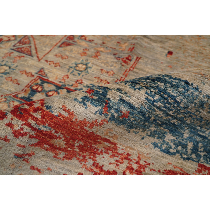 Hand-Knotted High-Quality Beige Area Rug