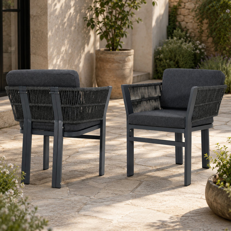 Ensemble de 2 chaises de patio d'extérieur rembourrées avec cadre en aluminium et détails en rotin