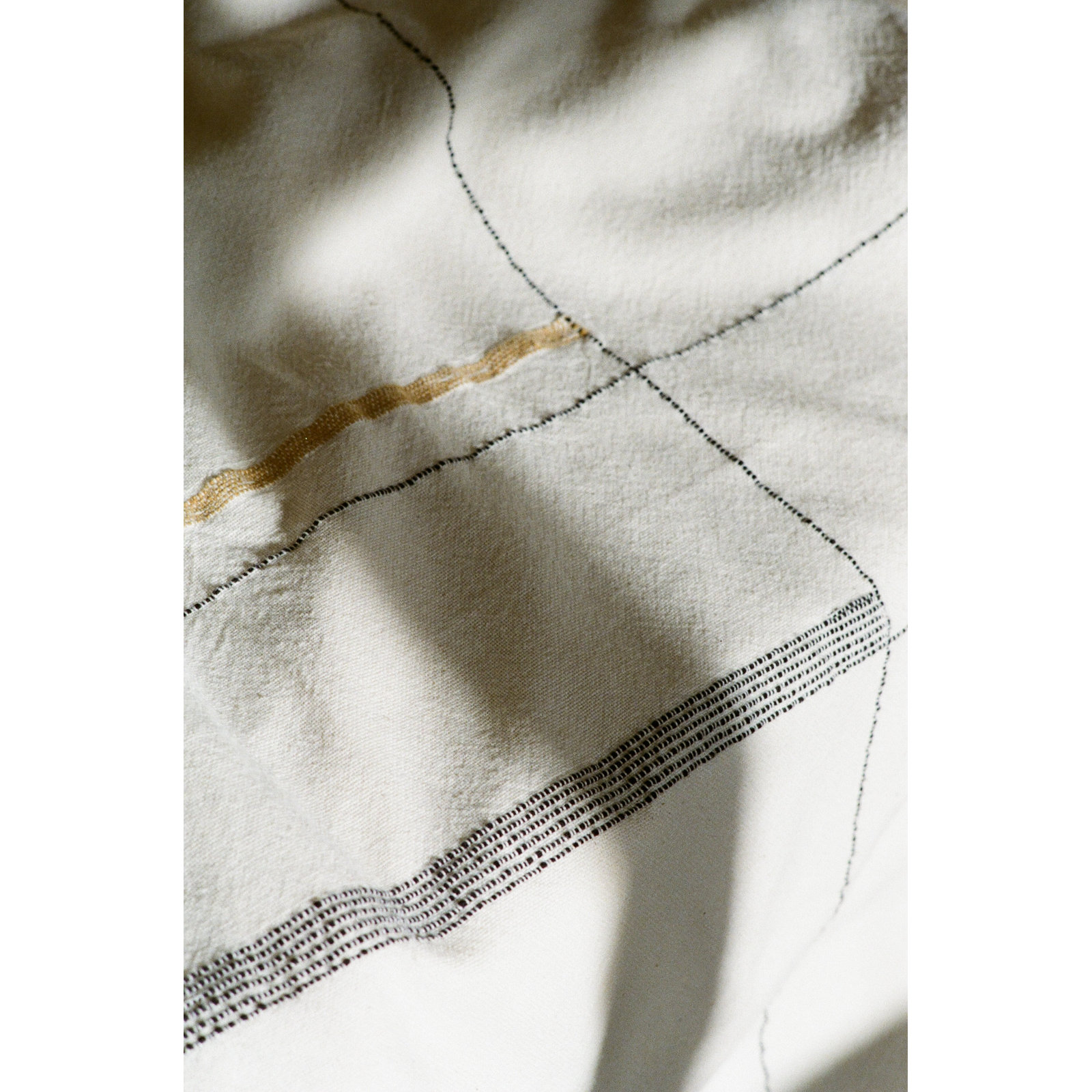 Nadi Hand-Loomed Cotton Throw