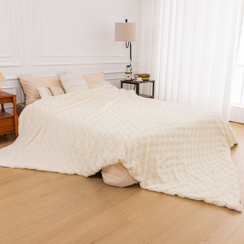 Cozy Soft Bed Sofa Throw Blankets, Twin, Cream