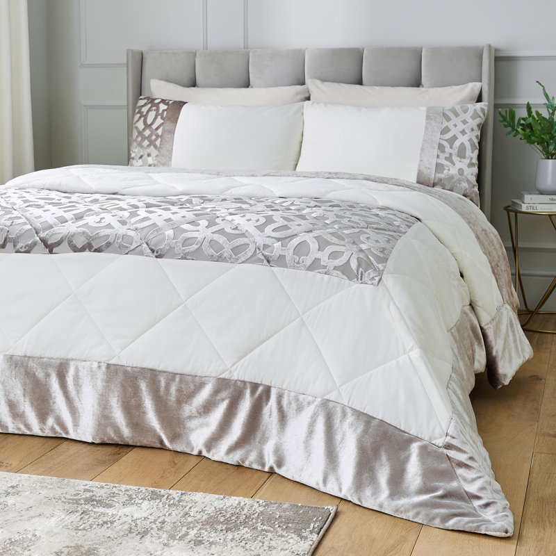 Lattice Cut Velvet 220x230cm Blanket Bedspread, Natural