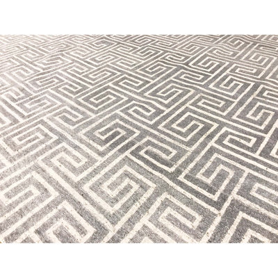 Tapis bleu noué à la main de haute qualité