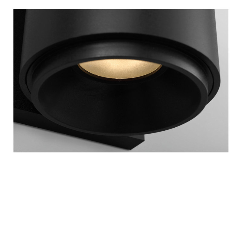Huntwick LED Round Outdoor Wall