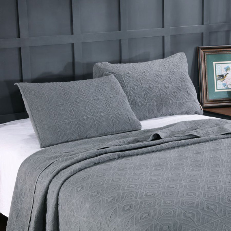 Modern & Contemporary Cotton Blend Quilt, Gray, Queen