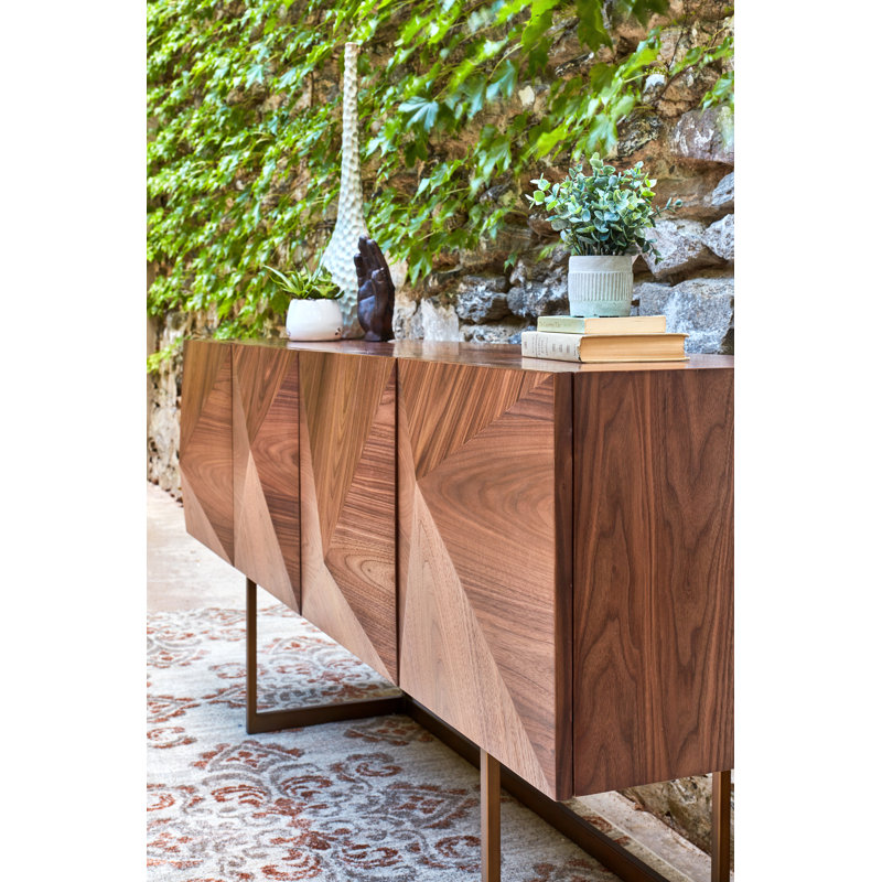 IE Series Cube Buffet, Natural