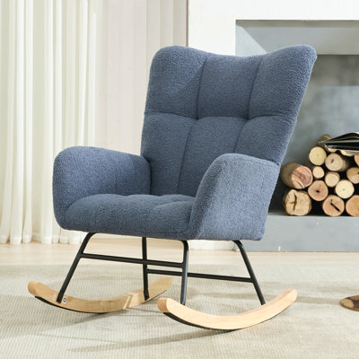 Fauteuil berçant à oreilles en tissu Teddy avec poche de rangement latérale, chaise berçante d'allaitement douce et confortable, base en bois massif robuste et sécuritaire, chaise d'appoint polyvalente pour chambre de bébé et salon, blanc